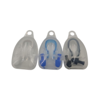 Набір для плавання (зажим+беруші)  у футлярі 9003купити у Київі